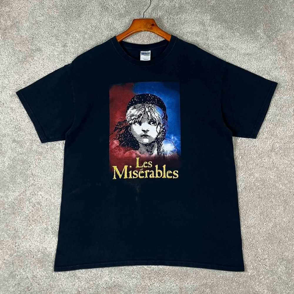 Les Miserables Musical T-Shirt Mens Large Black Gildan Ultra Cotton NC Theatre